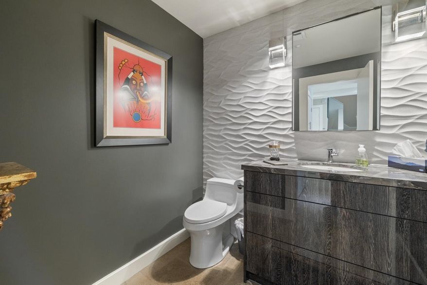 102 1717 Bayshore Drive