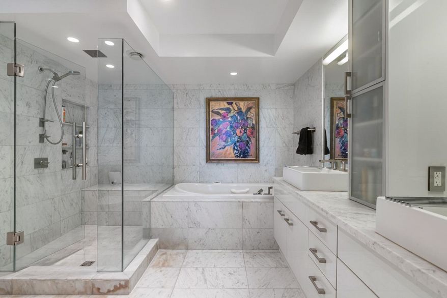 102 1717 Bayshore Drive