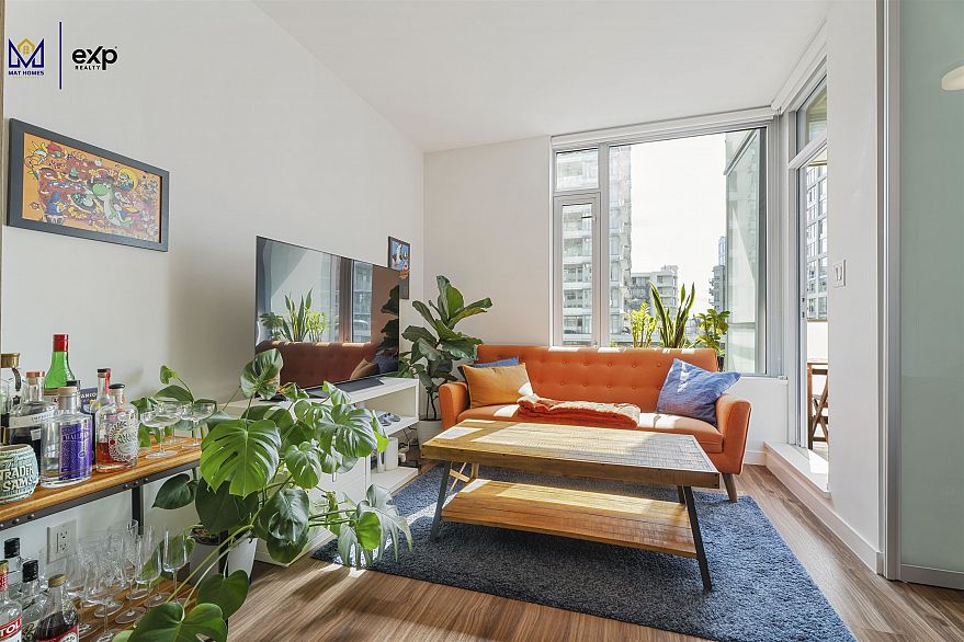 406 1661 Quebec Street