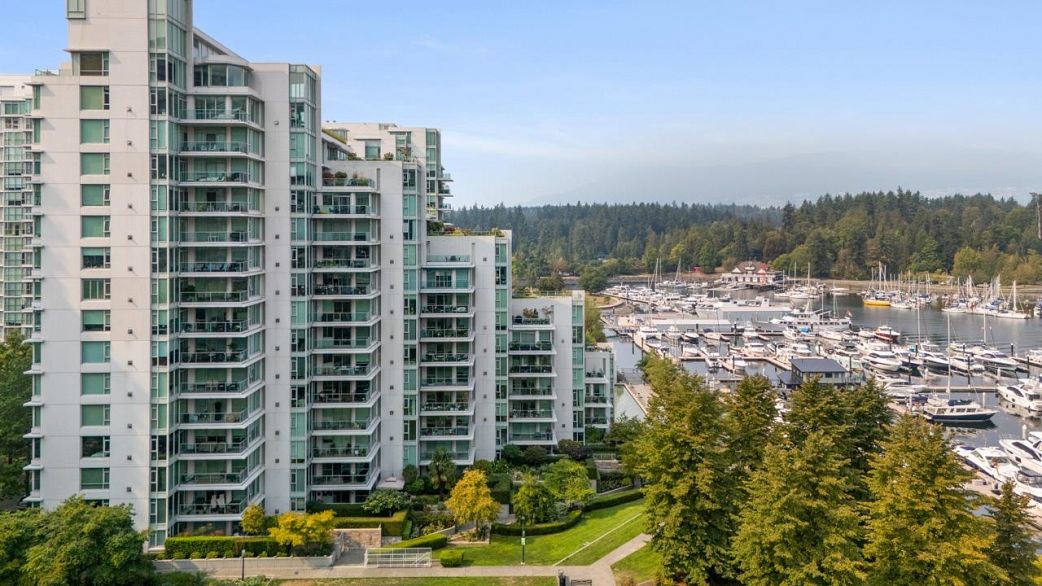 102 1717 Bayshore Drive