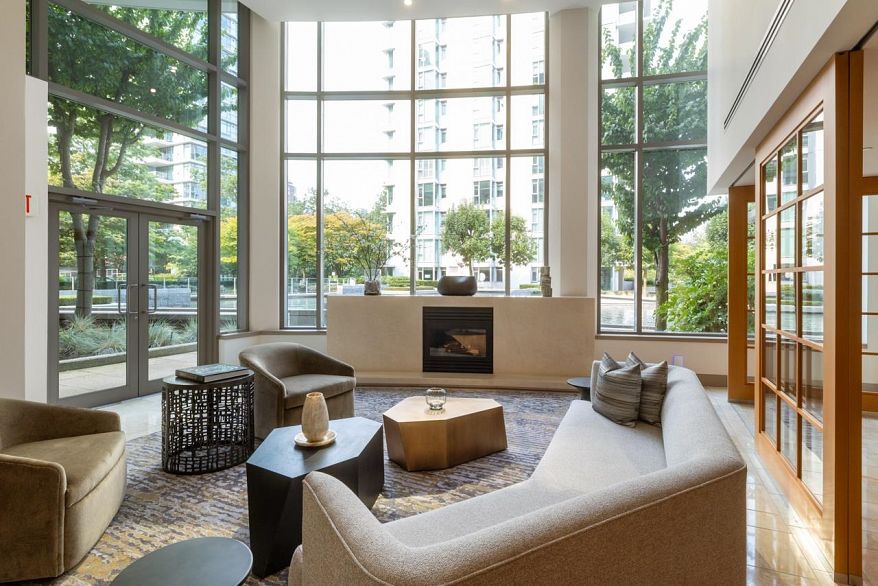 102 1717 Bayshore Drive