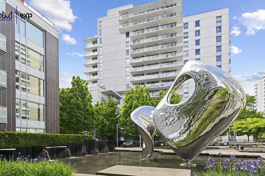 406 1661 Quebec Street