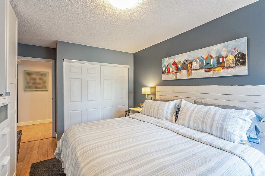 101 1352 W 10th Avenue