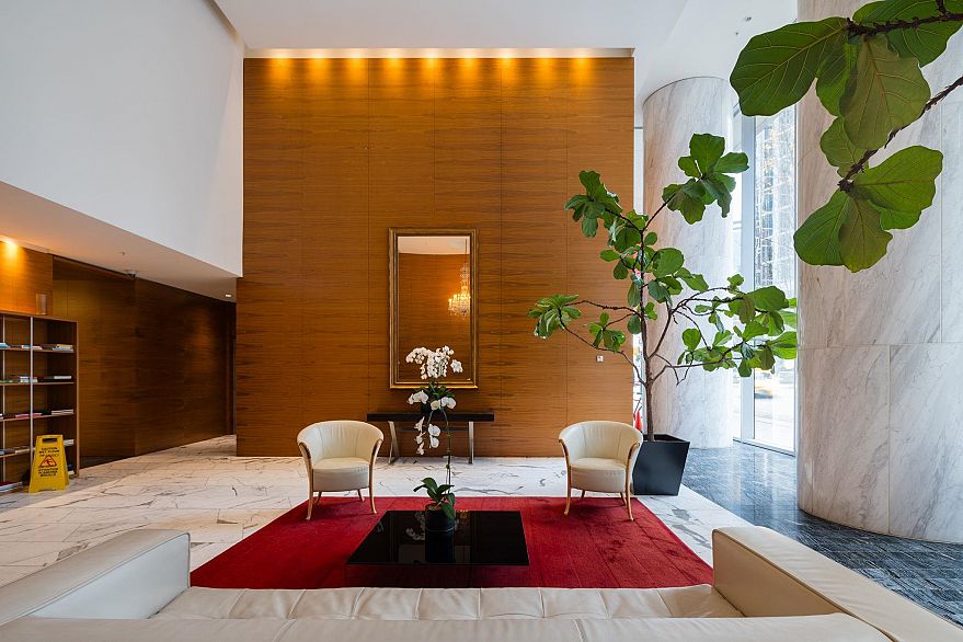 4501 1011 W Cordova Street