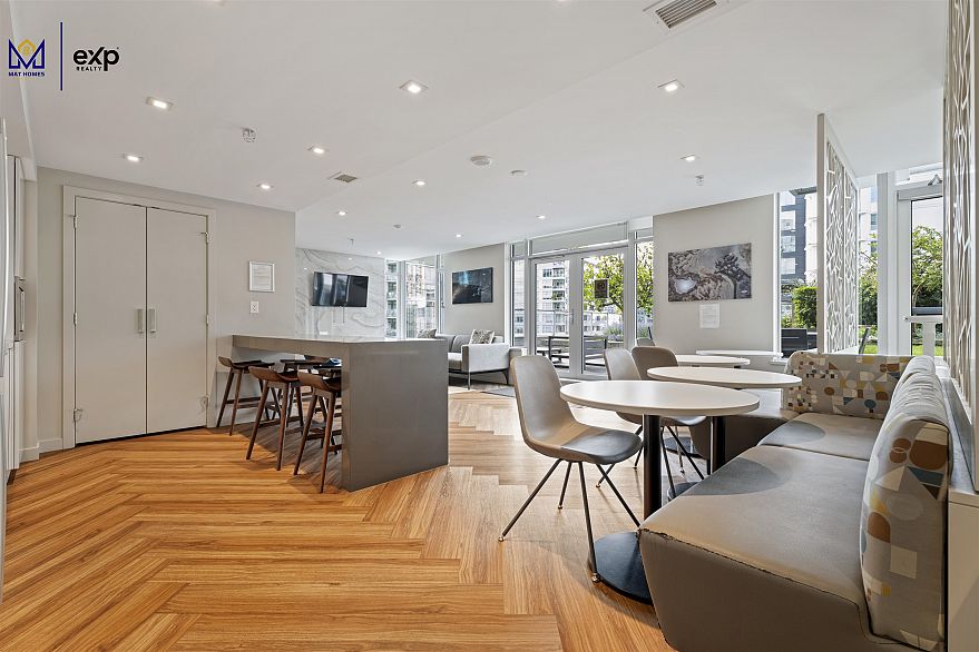 406 1661 Quebec Street