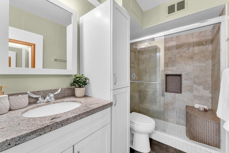 505 5926 Tisdall Street