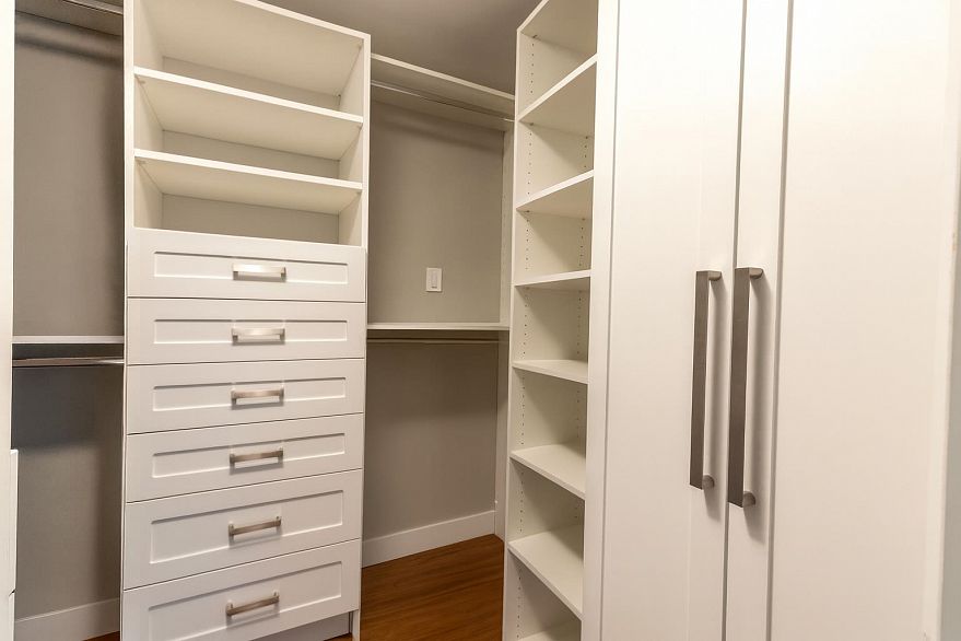 716 159 W 2nd Avenue