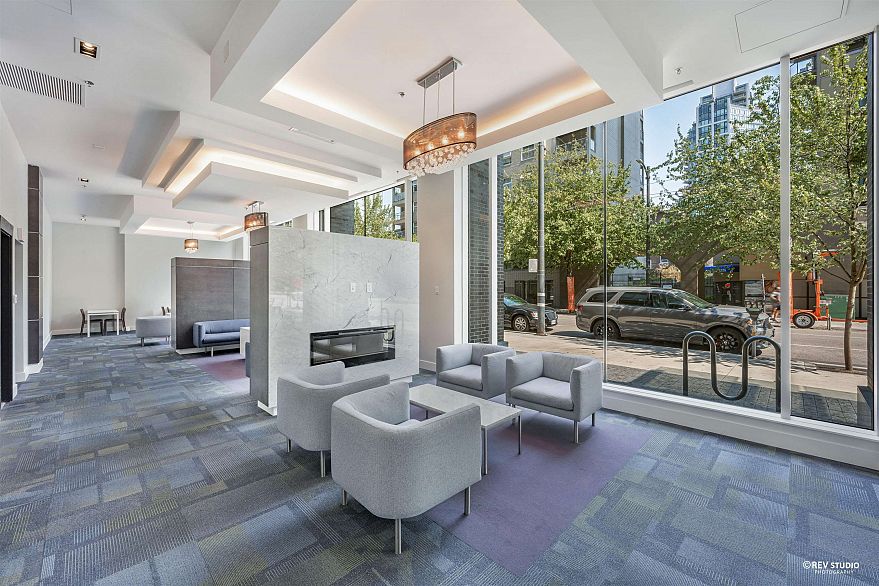 513 1283 Howe Street