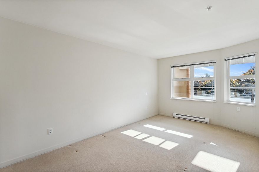 303 3580 W 41st Avenue