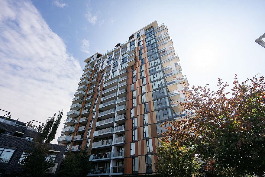 905 285 E 10th Avenue