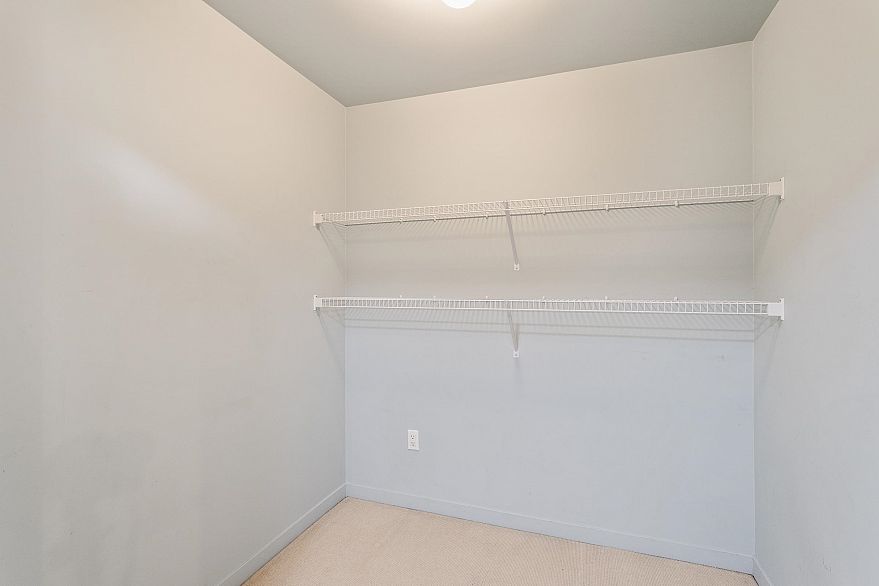 303 3580 W 41st Avenue