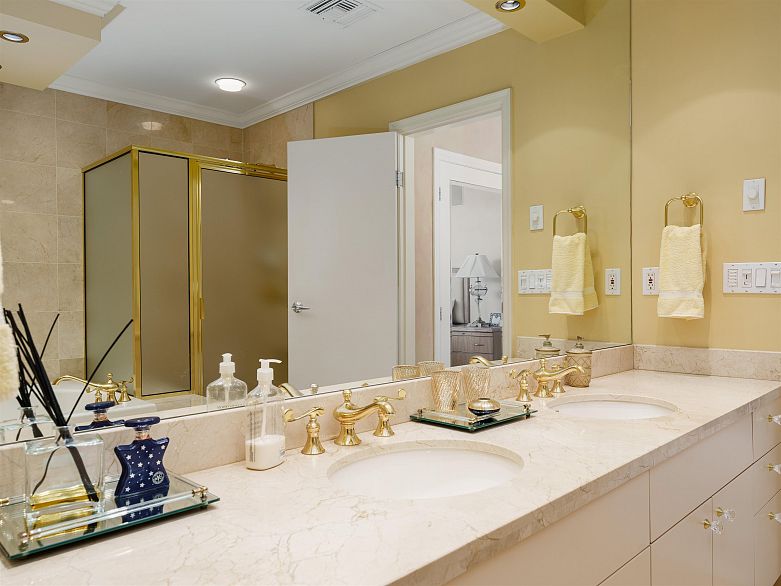 PH3 1790 Bayshore Drive