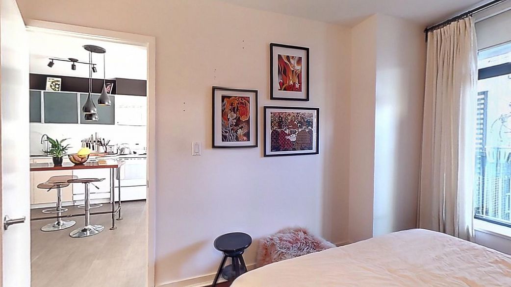 505 66 W Cordova Street