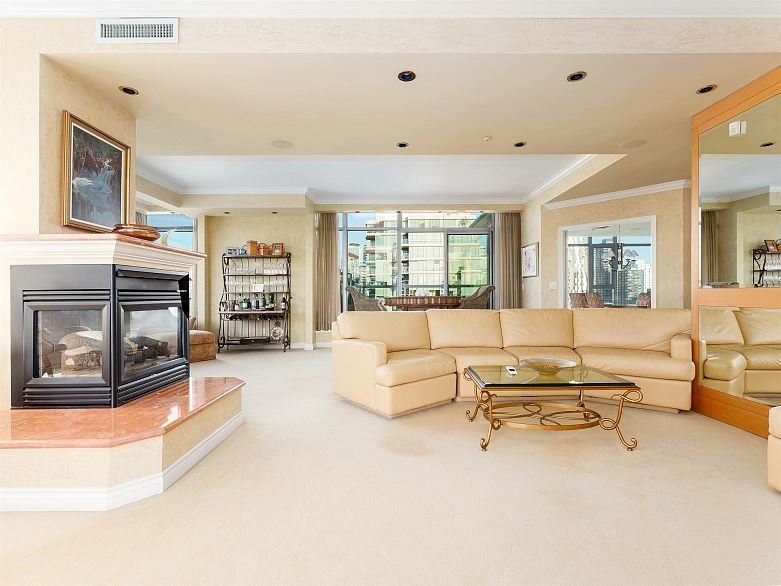 PH3 1790 Bayshore Drive