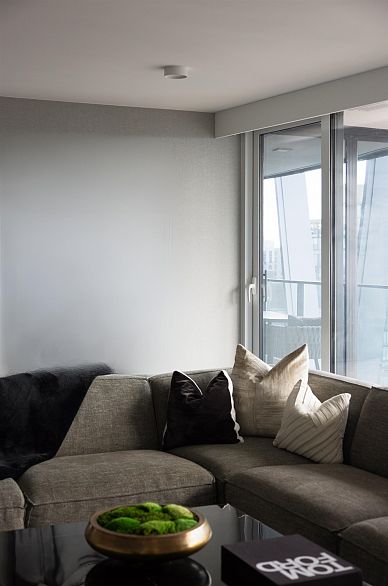 2504 1111 Richards Street