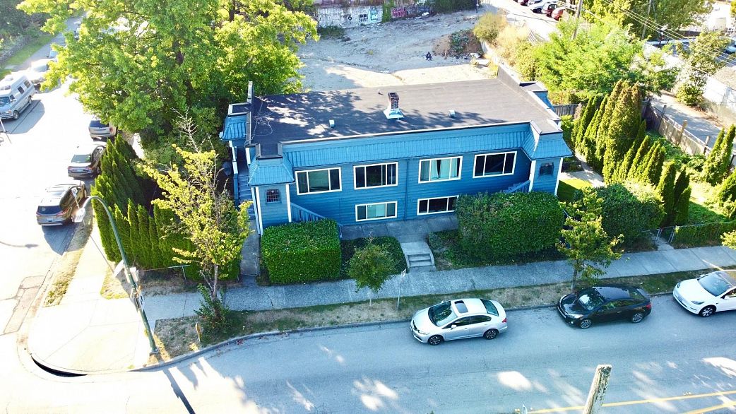 485 465 Victoria Drive