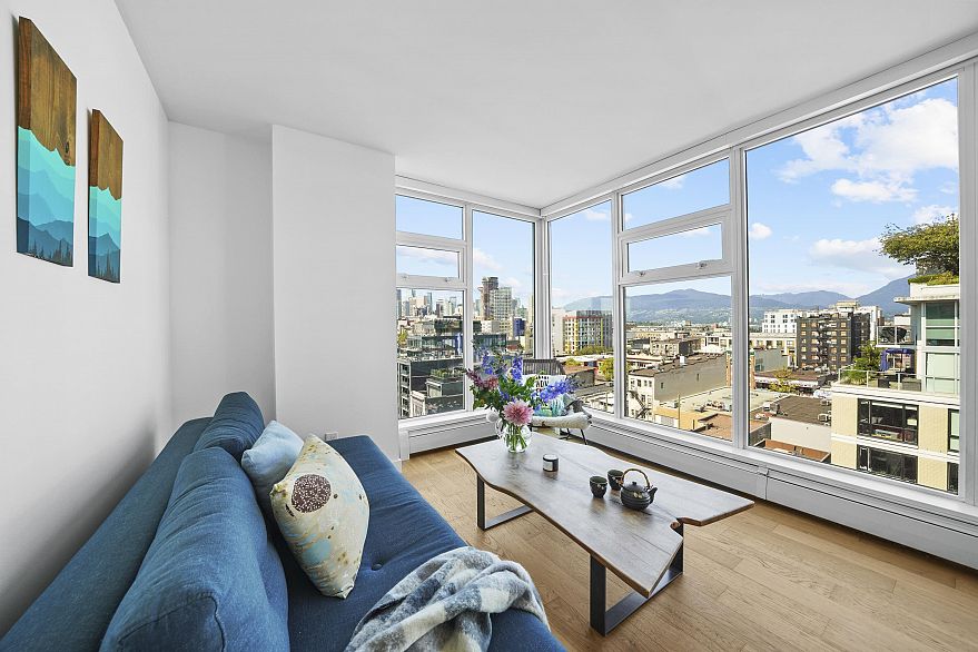 1205 188 Keefer Street