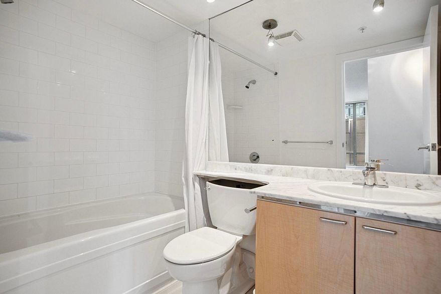 508 1200 W Georgia Street