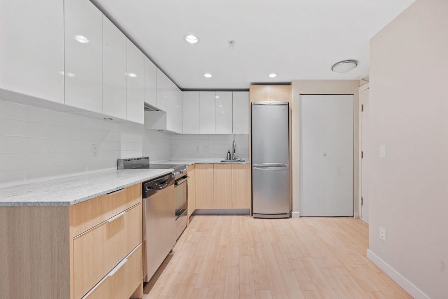 203 1919 Wylie Street