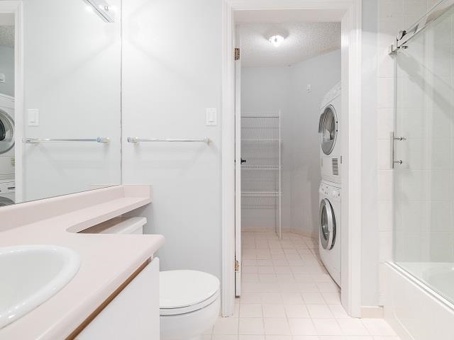 303 1415 W Georgia Street