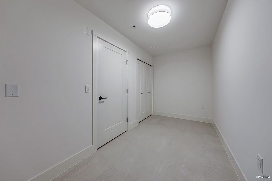 123 5383 Willow Street