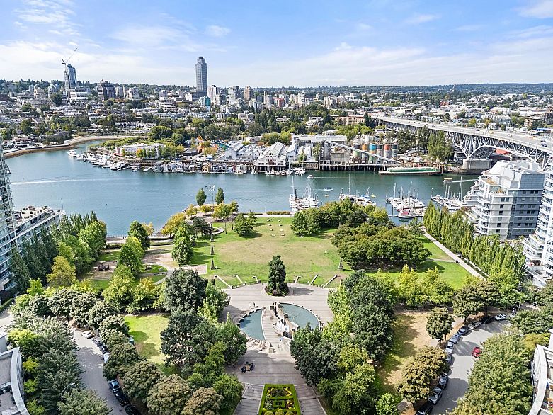 2004 1238 Seymour Street