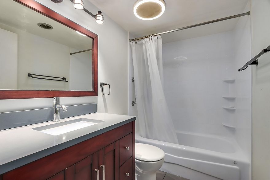 201 1251 Cardero Street