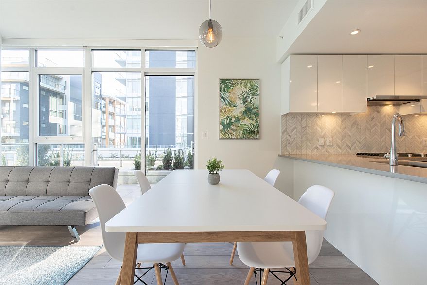 206 8570 Rivergrass Drive