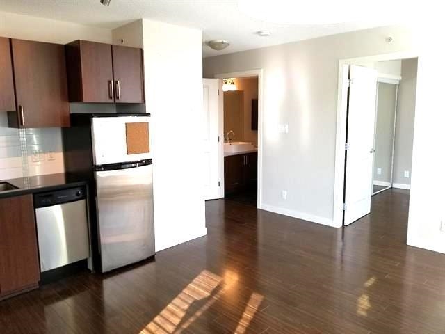 701 1068 W Broadway Way