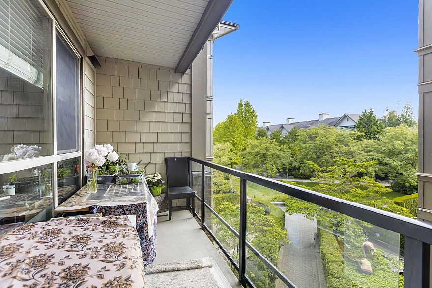 307 6268 Eagles Drive