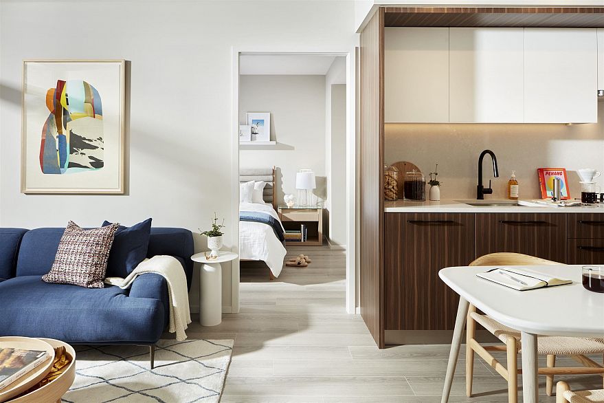 304 2729 Kingsway Street