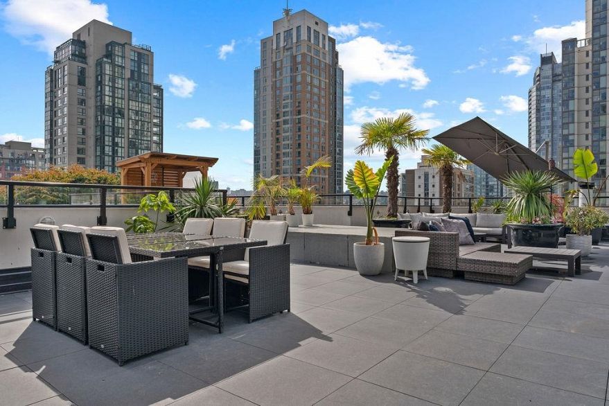 PH 1245 Homer Street