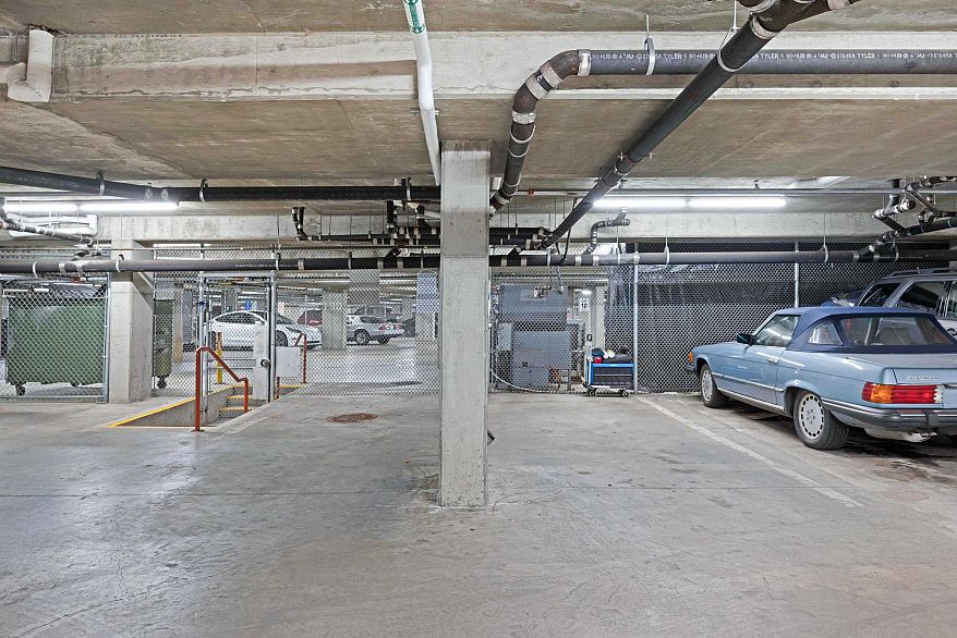 411 2020 E Kent Avenue South