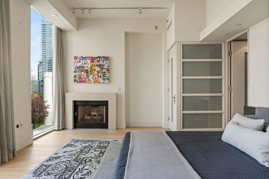 PH 1245 Homer Street