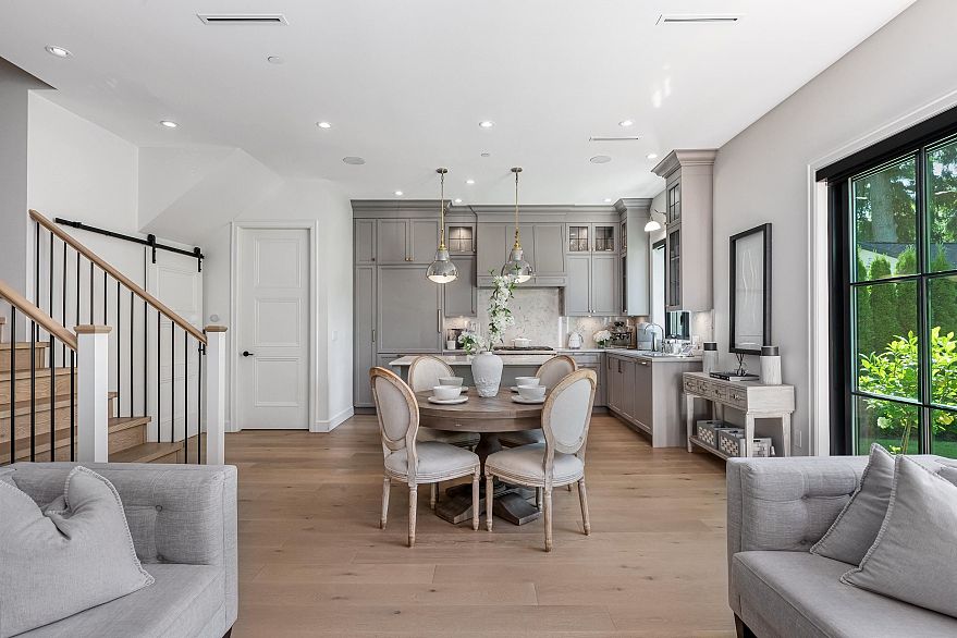 2720 Stephens Street