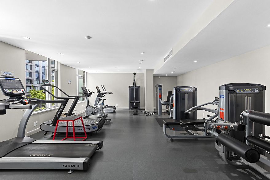 101 1661 Quebec Street