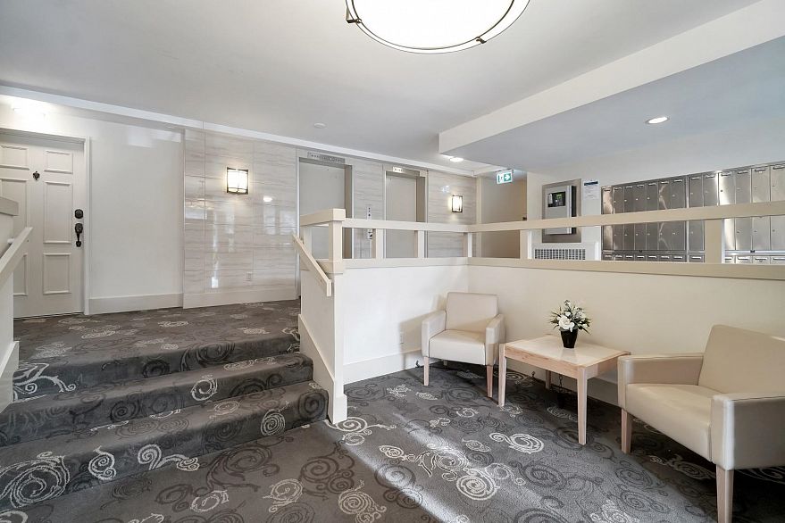 1104 2445 W 3rd Avenue