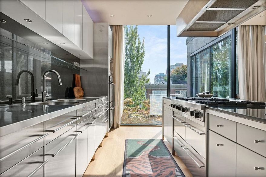 PH 1245 Homer Street