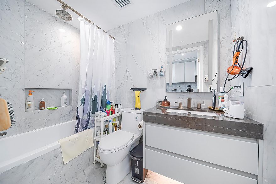 708 7418 Paulson Street