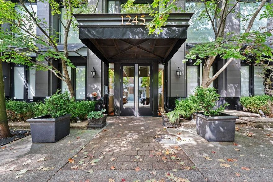 PH 1245 Homer Street