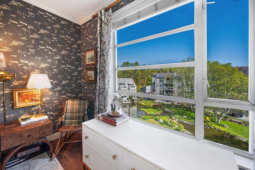 411 2020 E Kent Avenue South