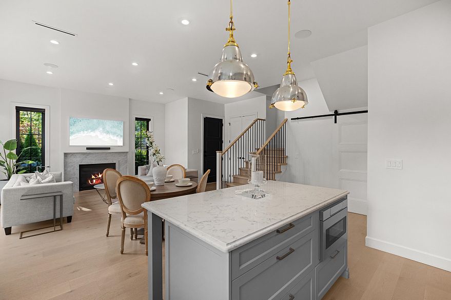 2720 Stephens Street