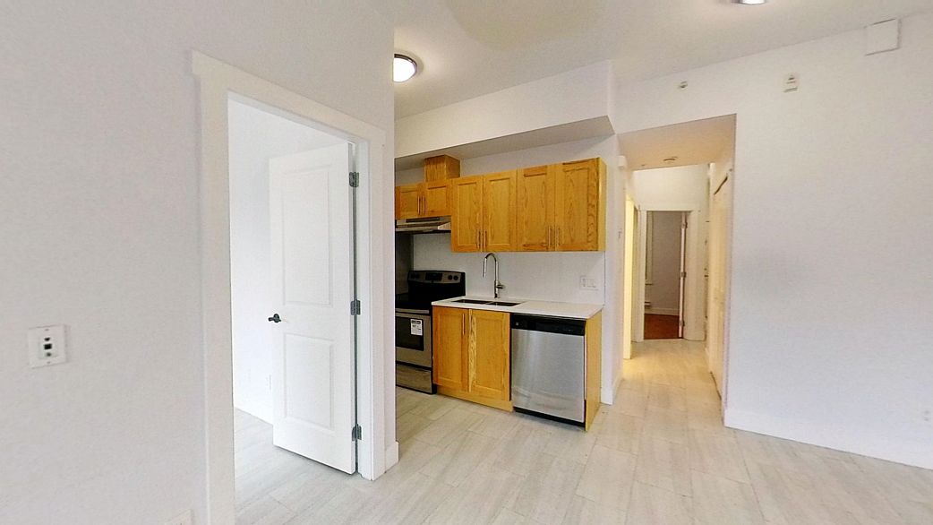 201 191 E 11TH AVENUE, Vancouver BC V5T 2C2
