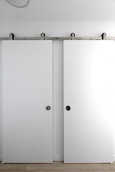 PH8 955 E Hastings Street