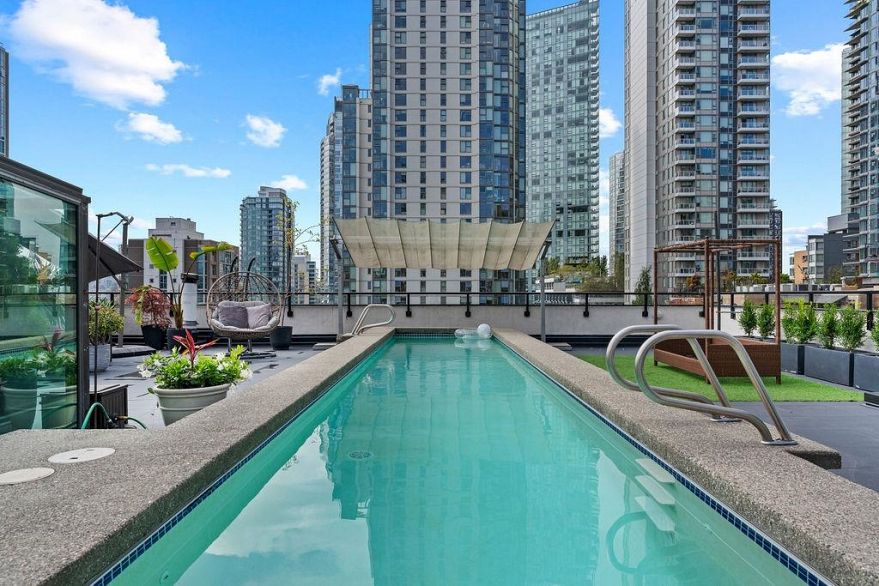 PH 1245 Homer Street