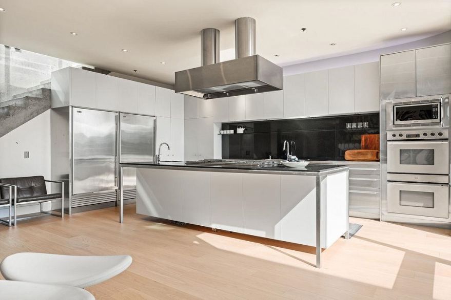 PH 1245 Homer Street