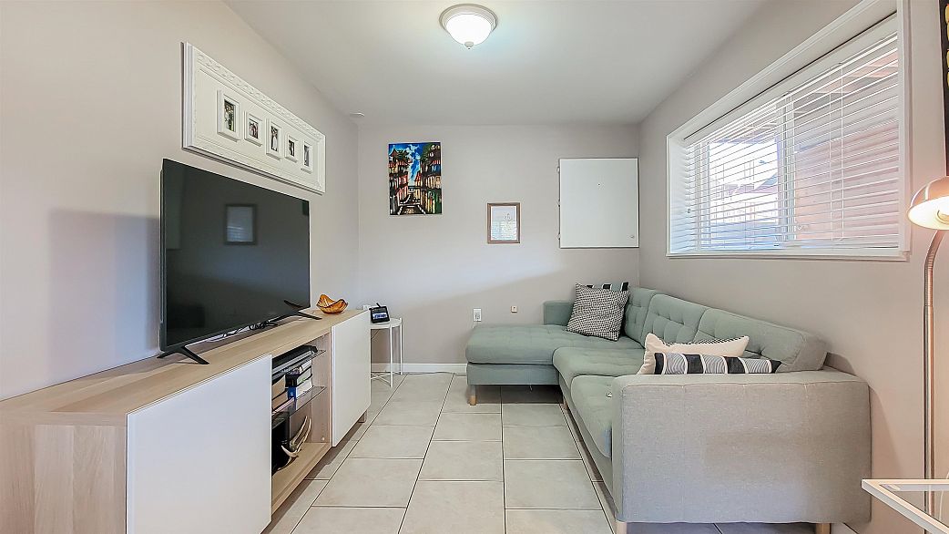 3304 Venables Street