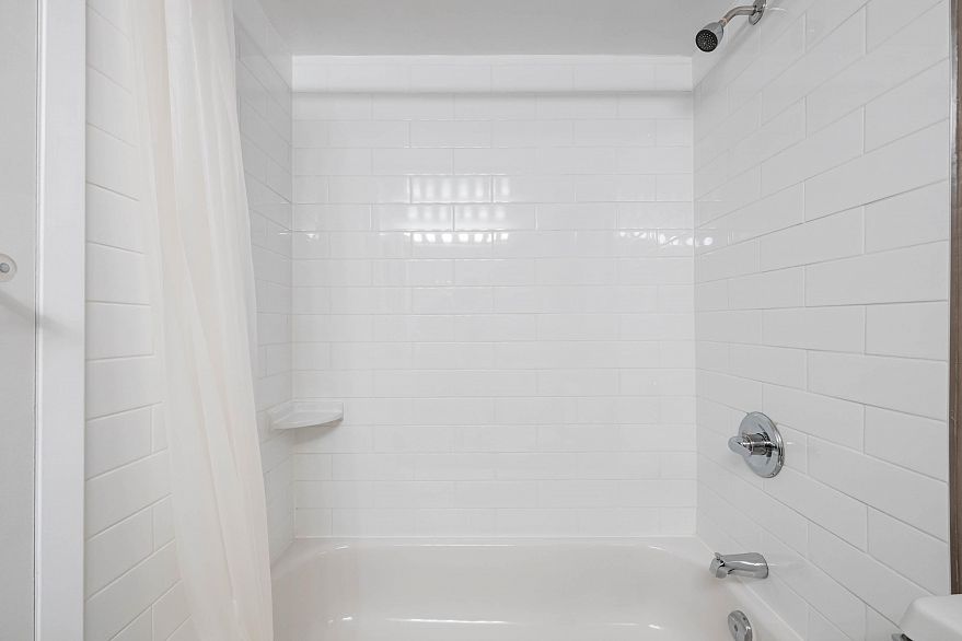 906 1250 Burnaby Street