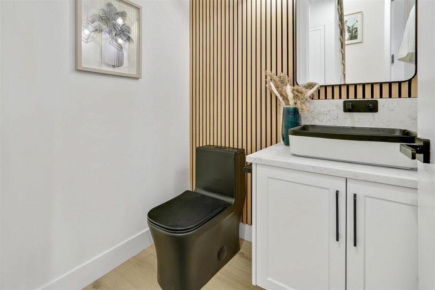 2 3216 Venables Street