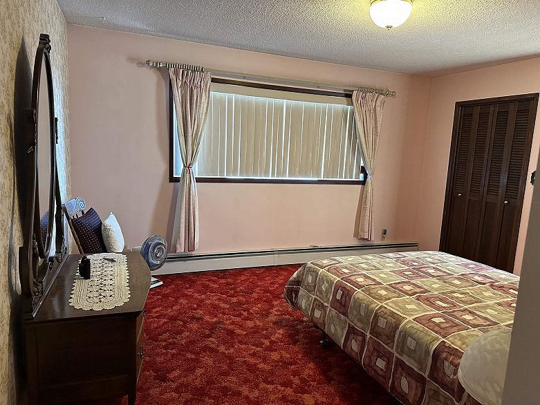 2376 Fraserview Drive